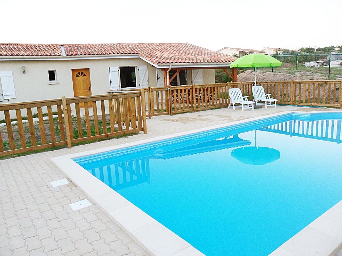 Etang Vallier Resort Brossac Quarto foto