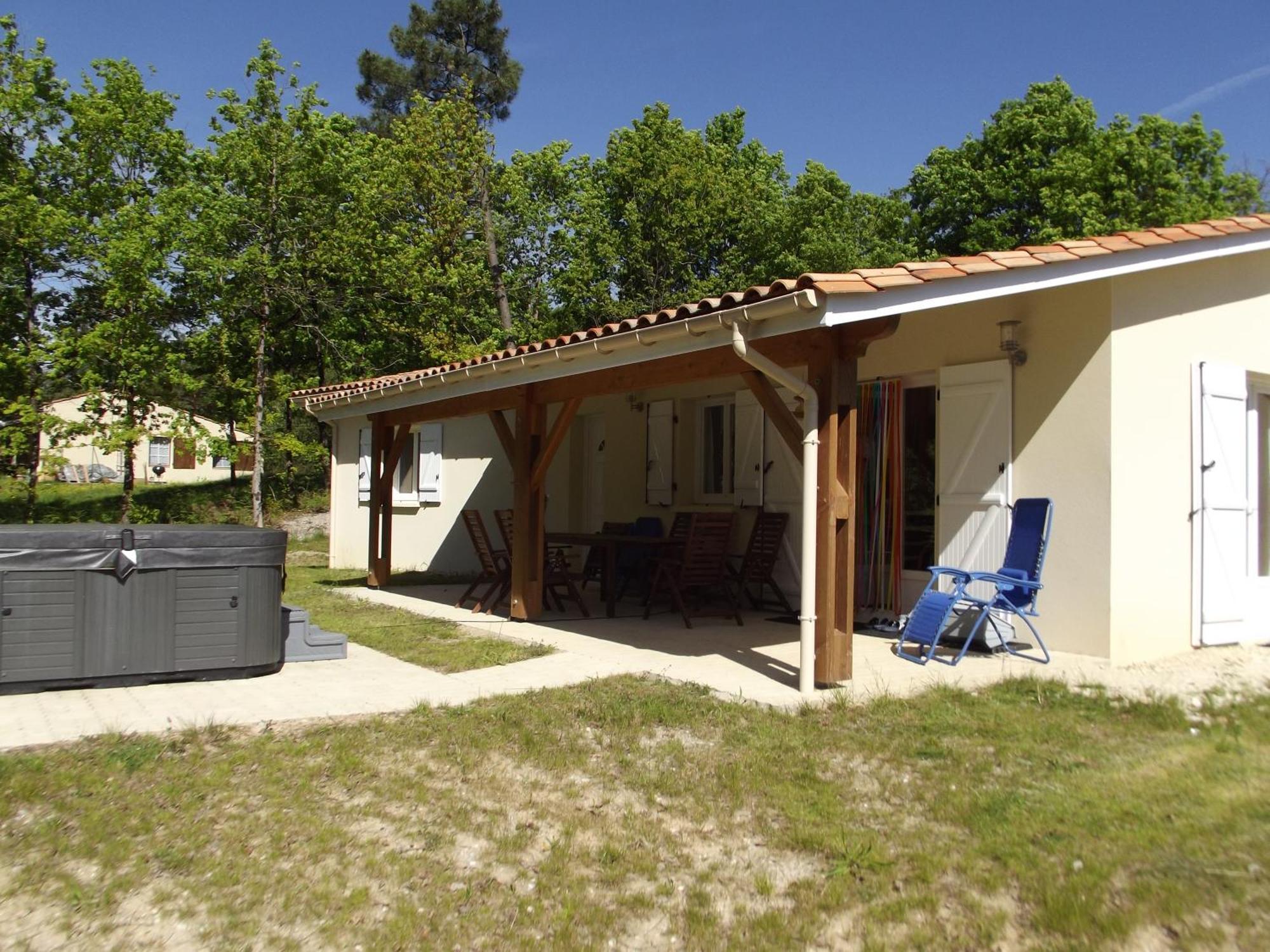 Etang Vallier Resort Brossac Exterior foto